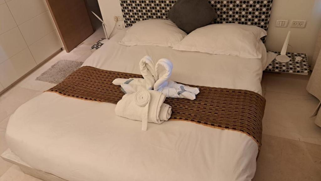 Raphael Apartments Herzliya Екстер'єр фото