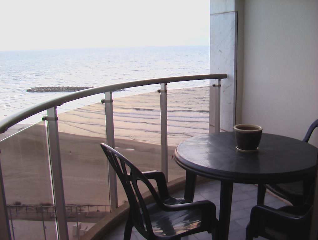 Raphael Apartments Herzliya Номер фото