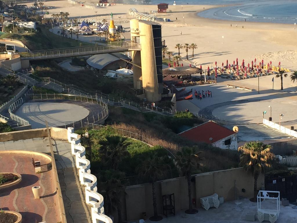 Raphael Apartments Herzliya Екстер'єр фото