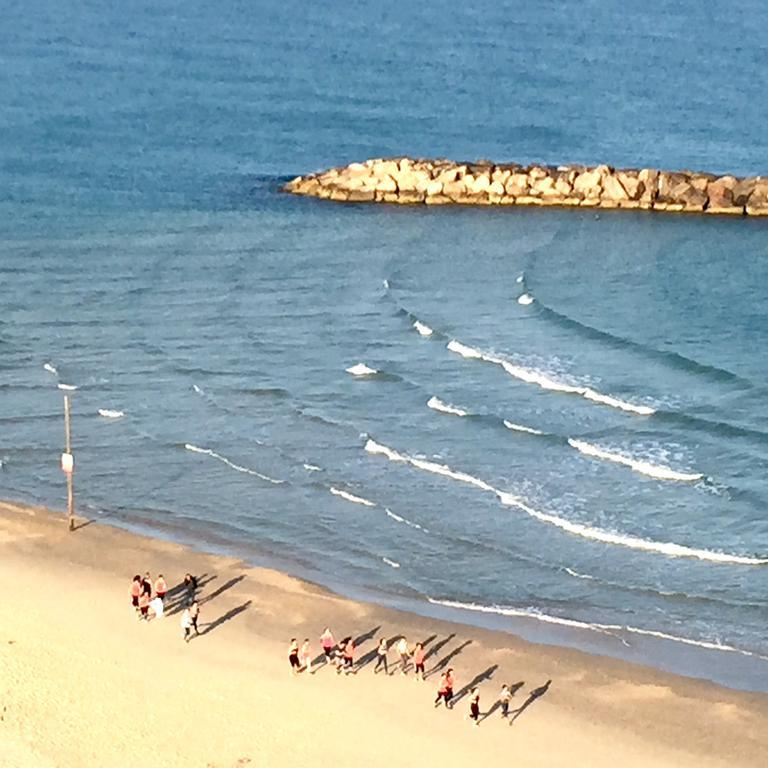 Raphael Apartments Herzliya Екстер'єр фото