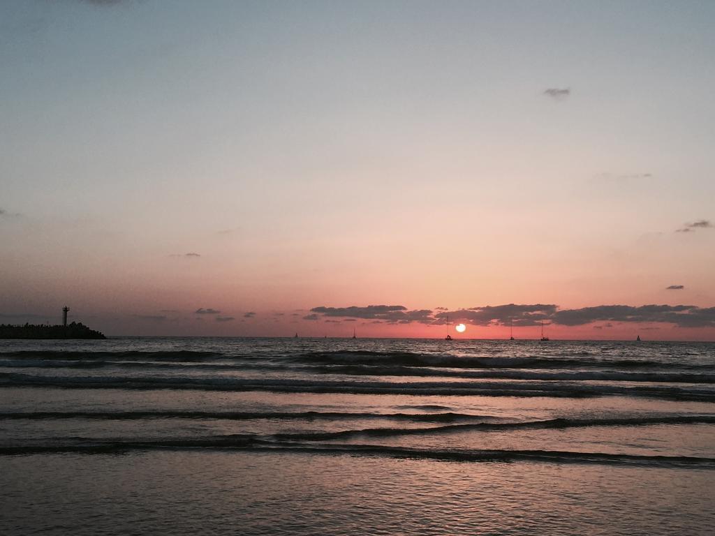 Raphael Apartments Herzliya Екстер'єр фото