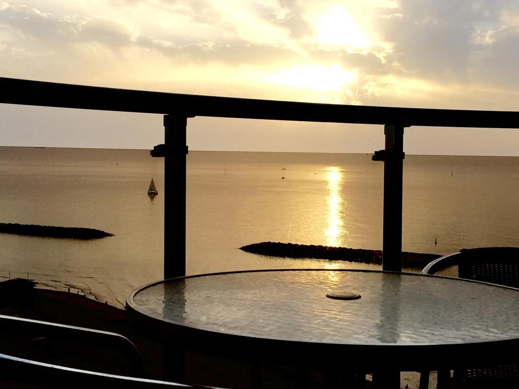 Raphael Apartments Herzliya Екстер'єр фото
