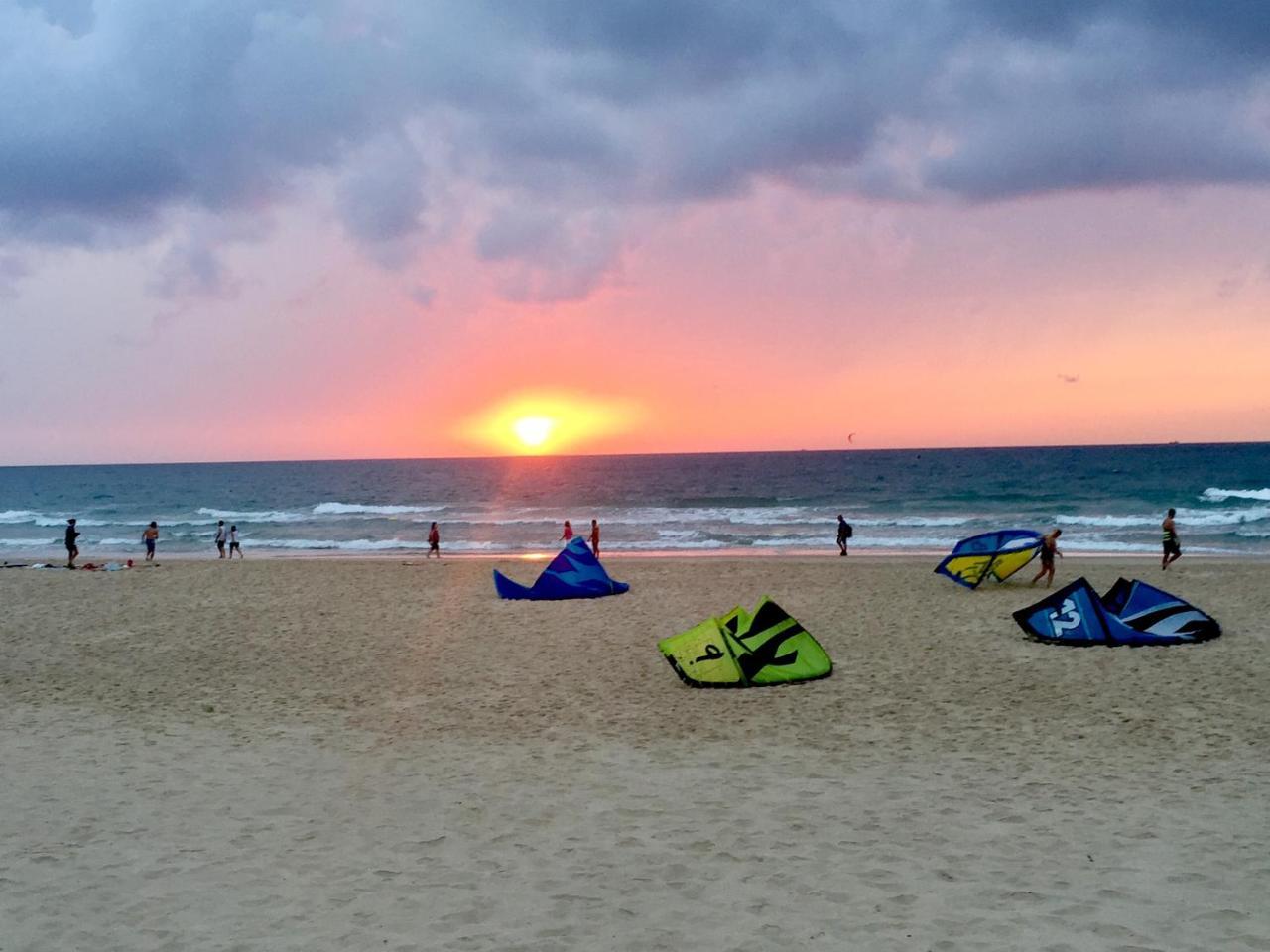 Raphael Apartments Herzliya Екстер'єр фото